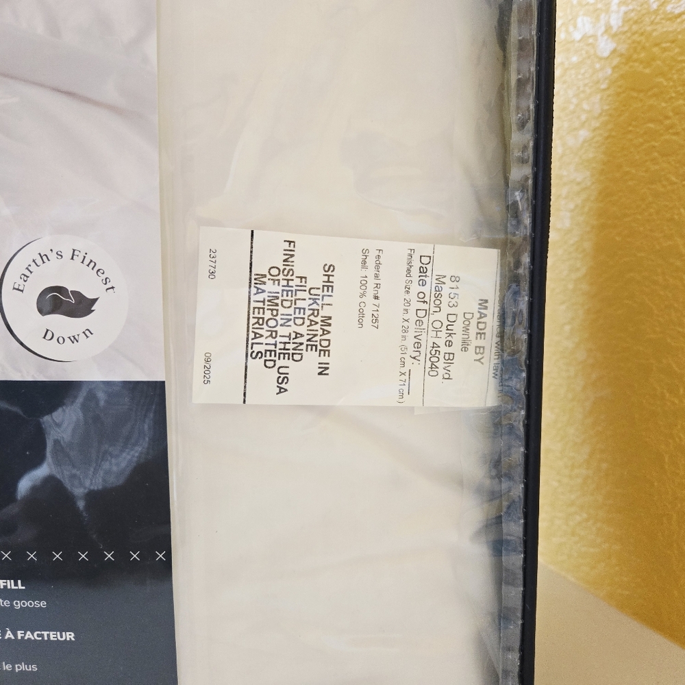 Stearns & Foster Luxurious 800 Fill Power White Goose Down Pillow Standard/Queen - Picture 9 of 9